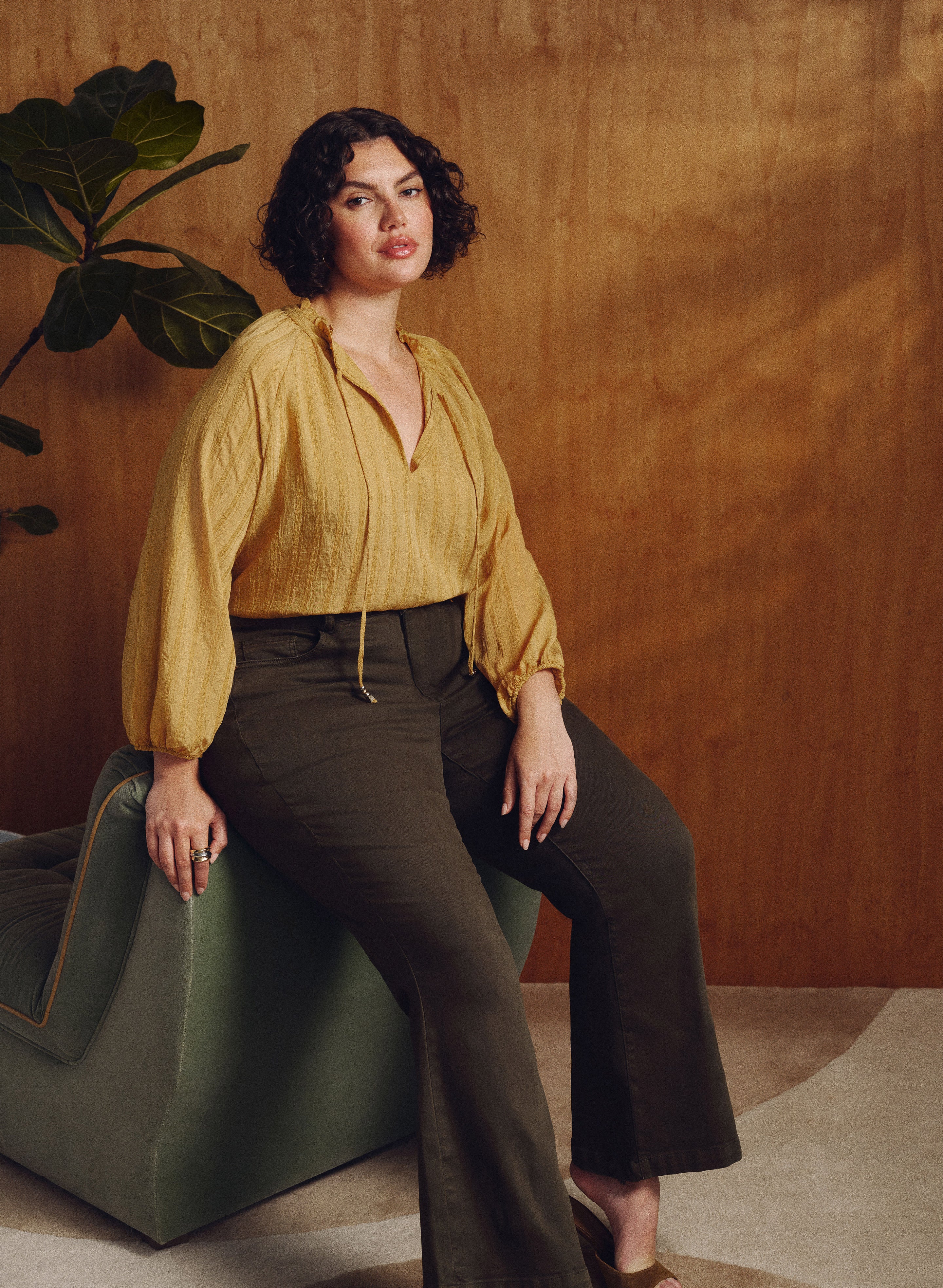 Flare-Leg Jeans - Image 3