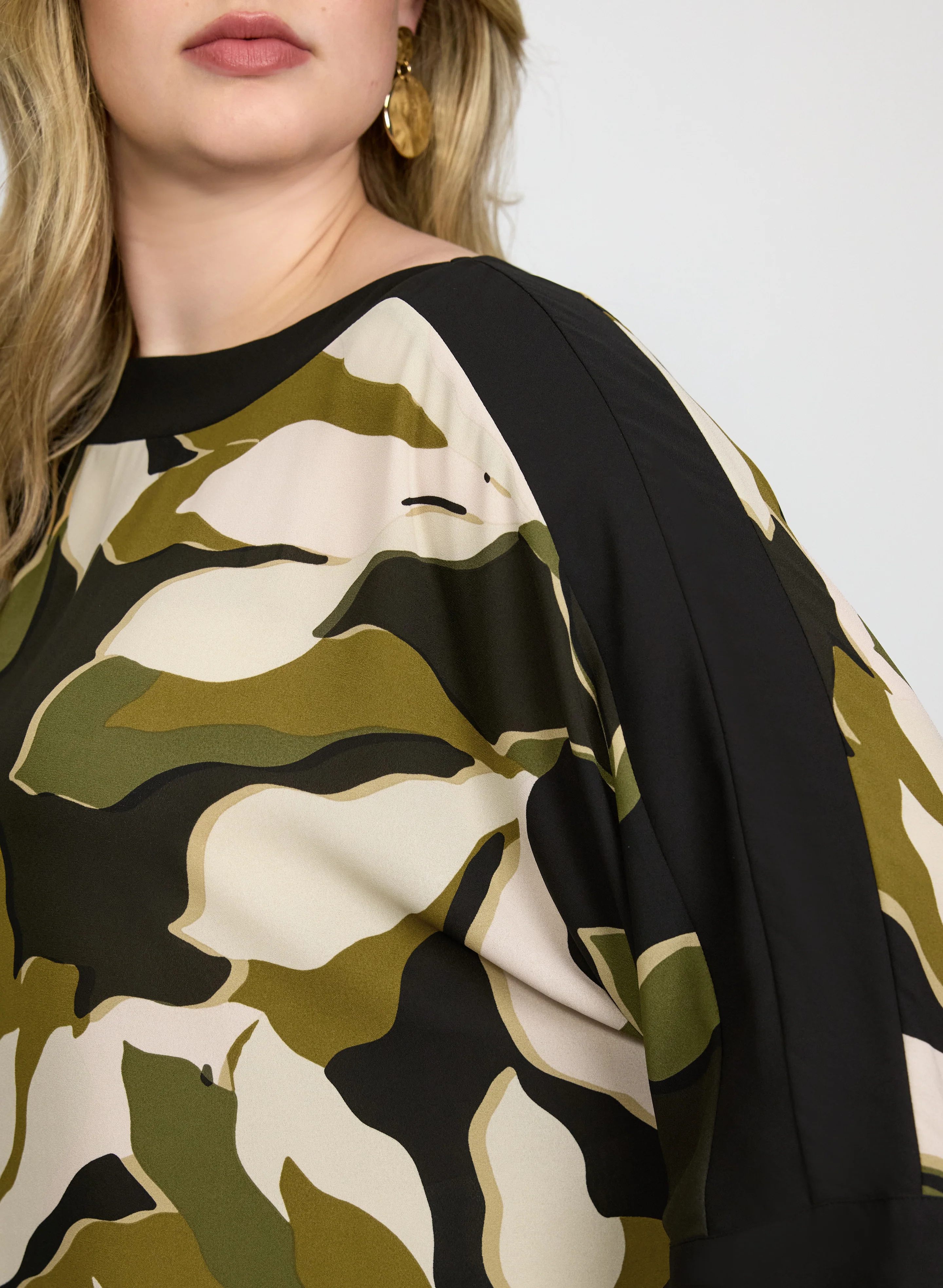 Graphic Floral Print Blouse - Image 5