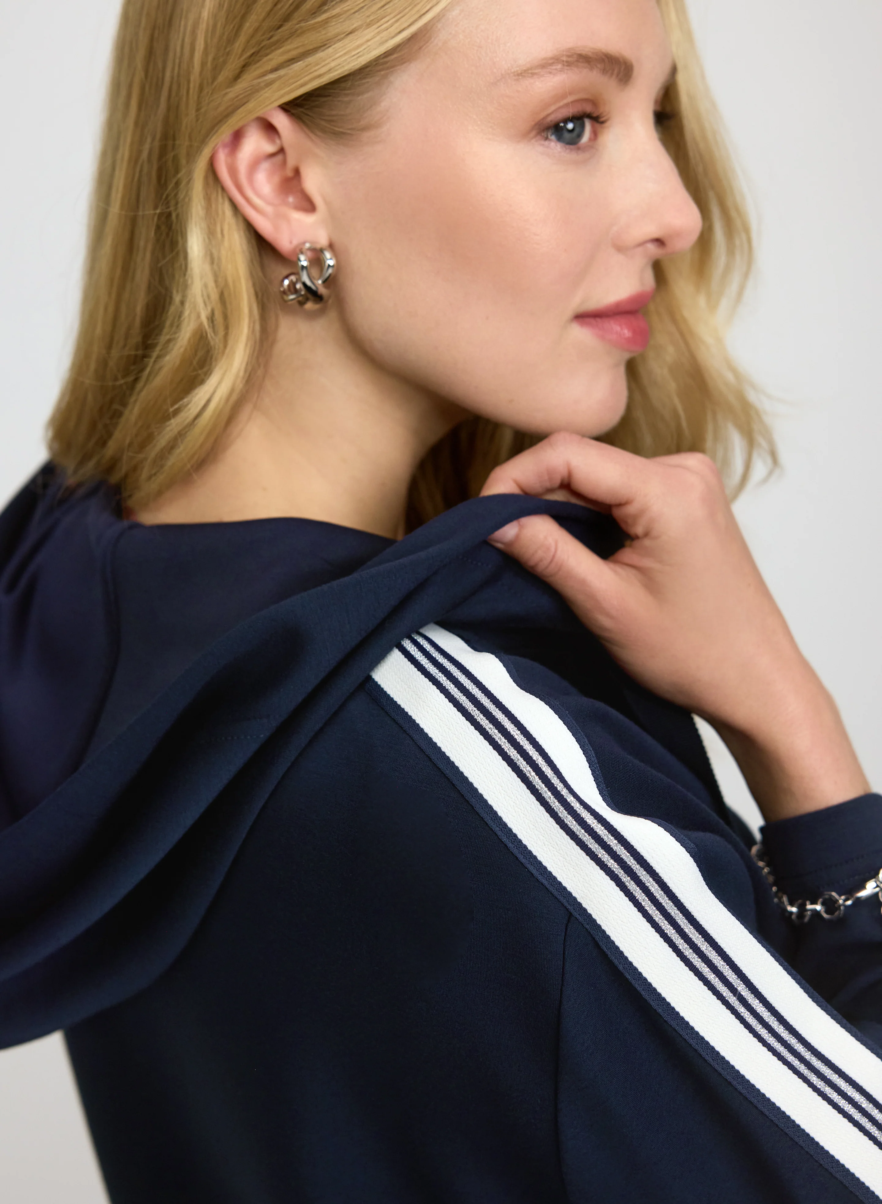 Hooded Zip Closure Top - Image 5