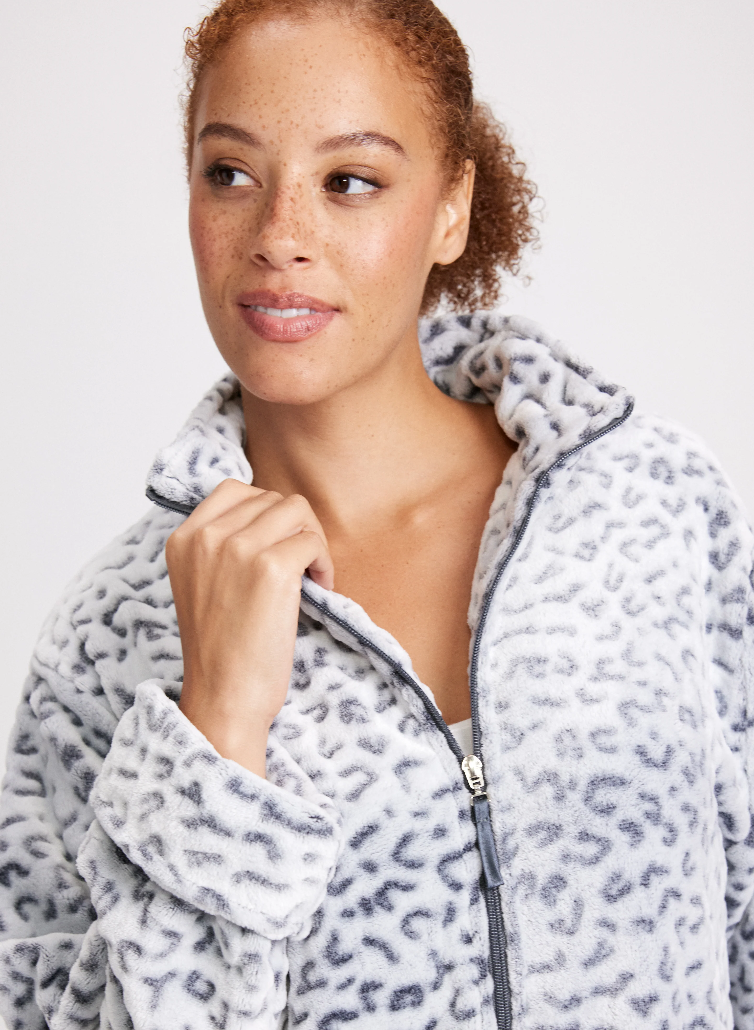 Leopard Print Zip-Front Robe - Image 5