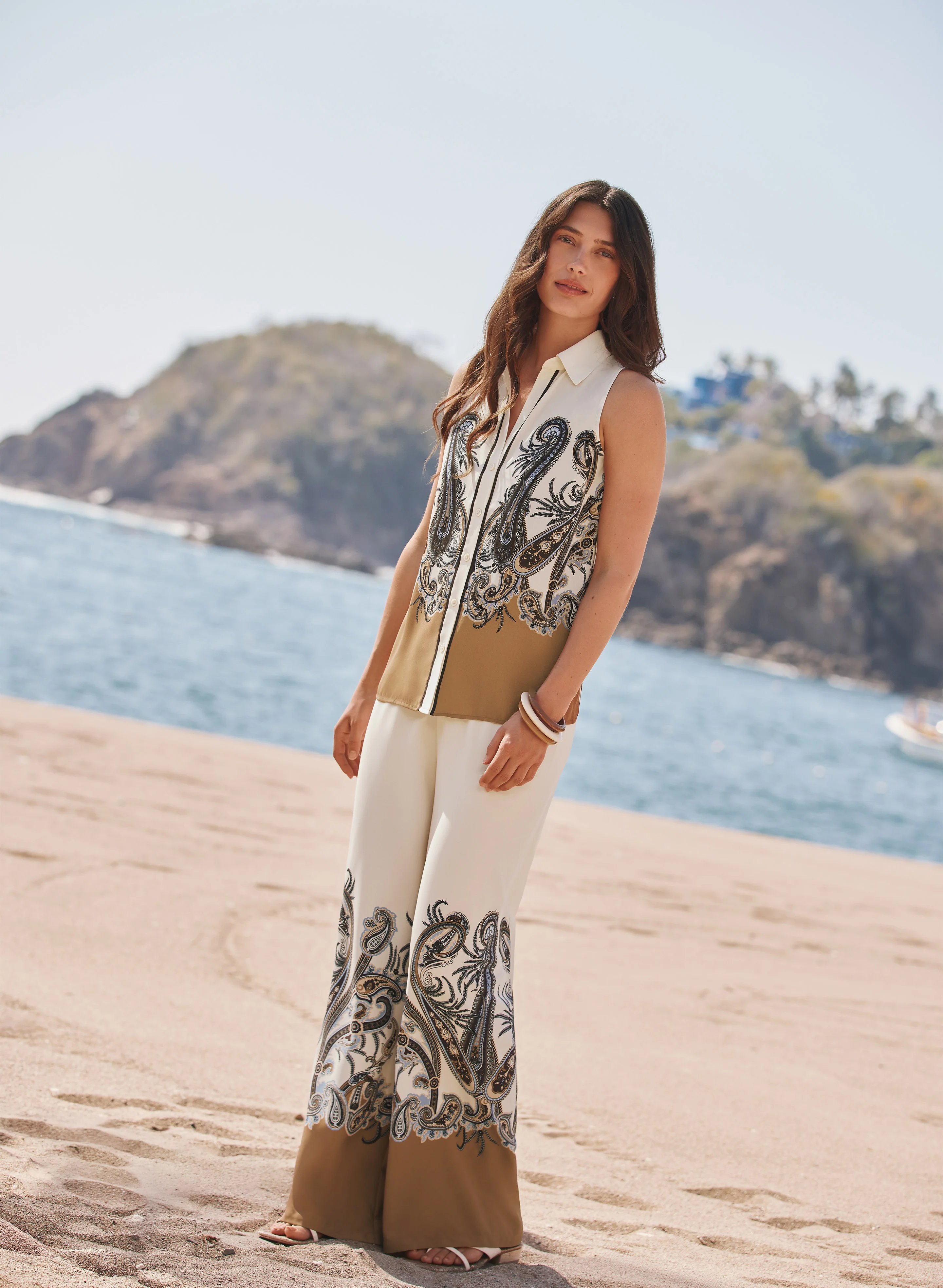 Sleeveless Paisley Blouse - Image 2