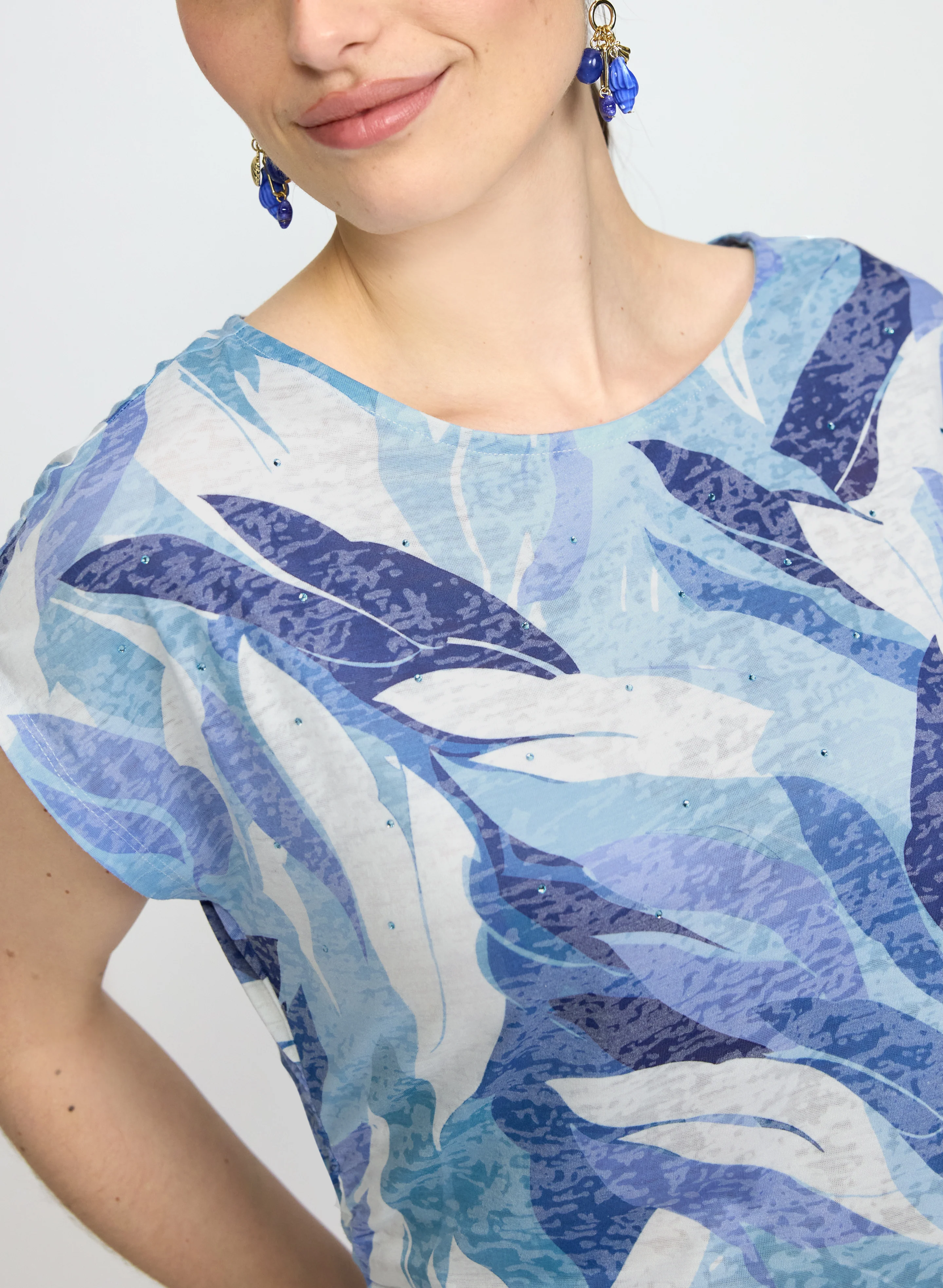 Leaf Print T-Shirt - Image 5