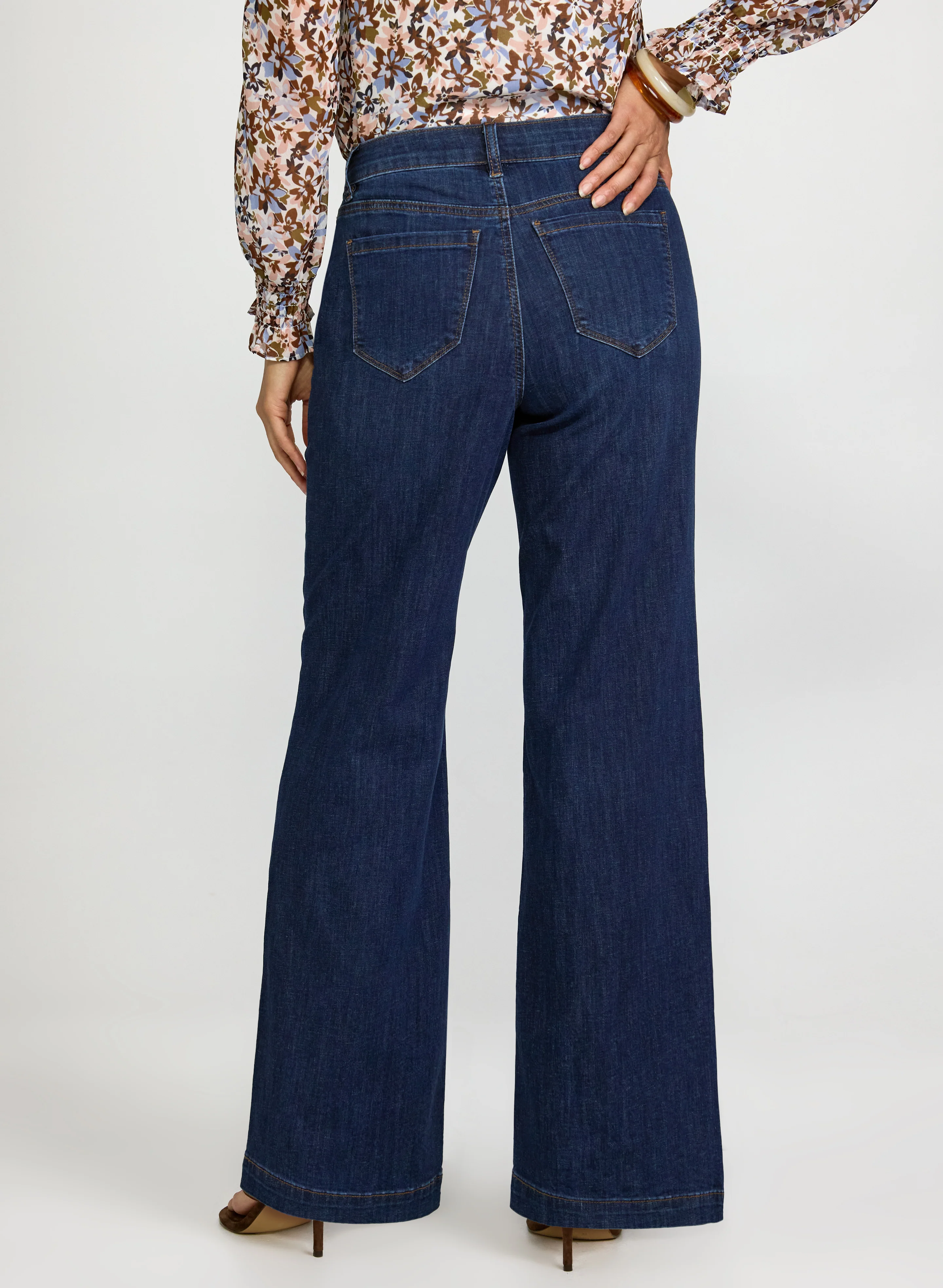 Wide-Leg Jeans - Image 4
